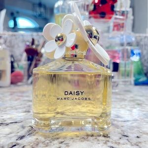 Marc Jacobs Daisy Perfume